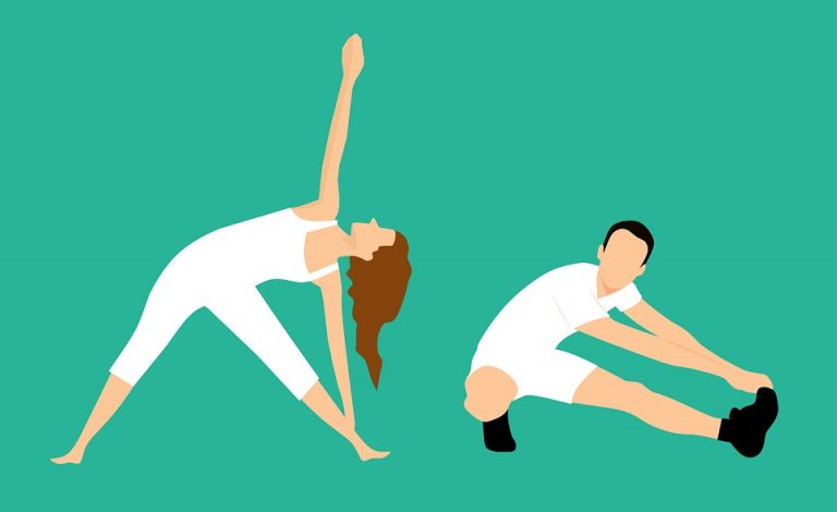 Las mejores posturas de yoga en pareja